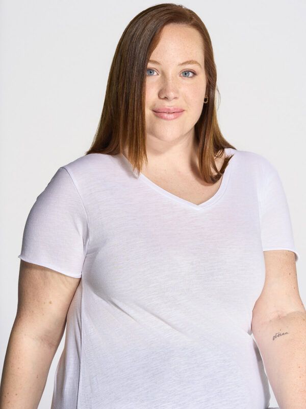 T-shirt donna manica corta collo a v curves