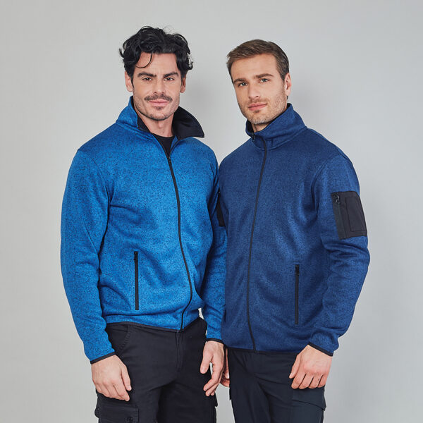 Knitted fleece moena